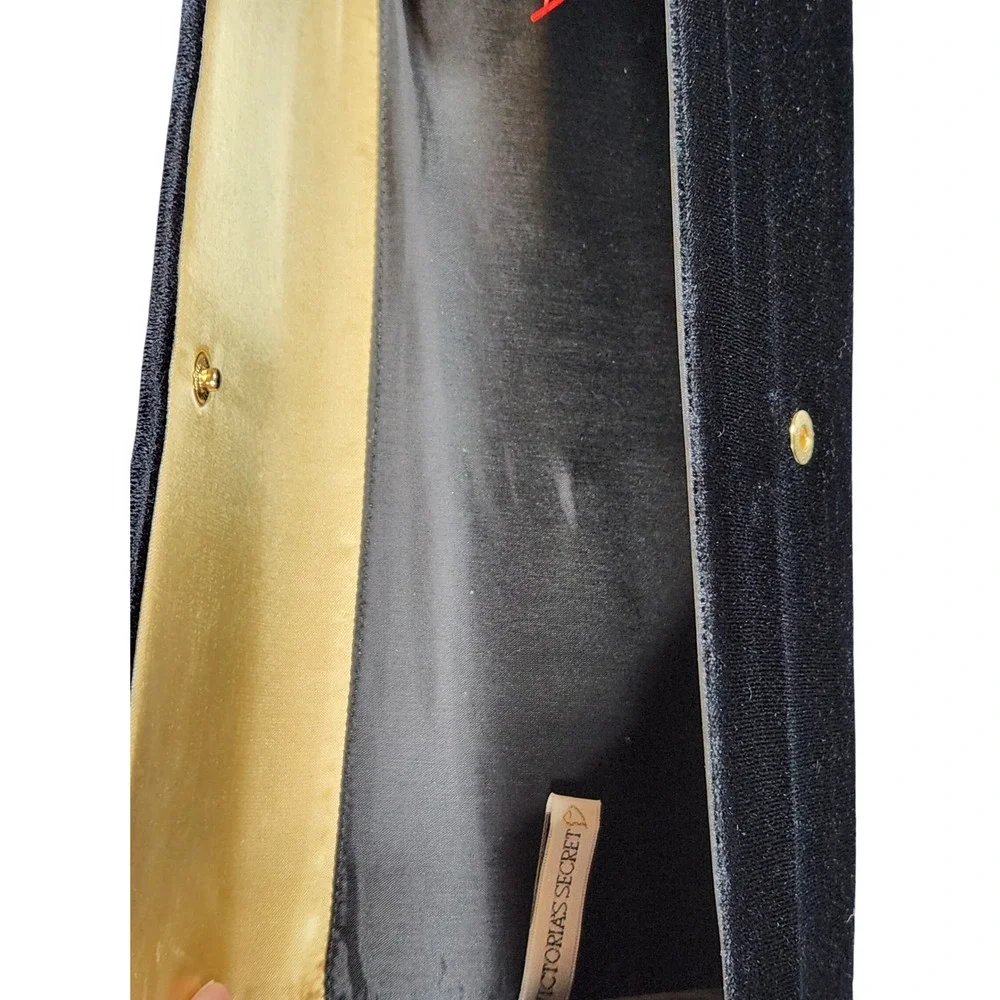 Victoria's Secret Black Velvet Clutch‎ Purse with Gold Heart Accent Nwot